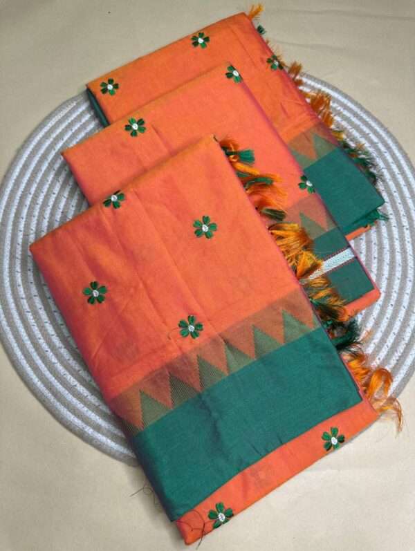 Ilkal sarees - Flower Pattern with Green Border